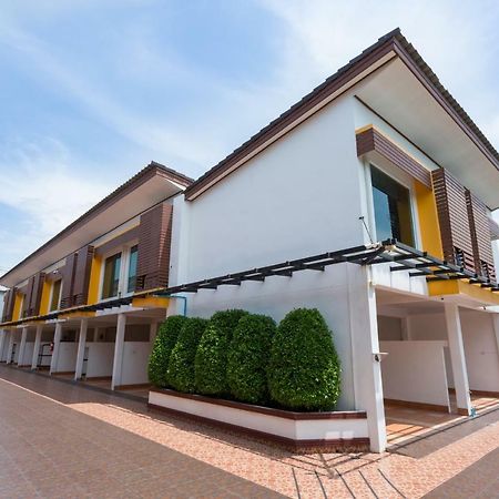 The Ring Hotel Hat Yai Exterior photo