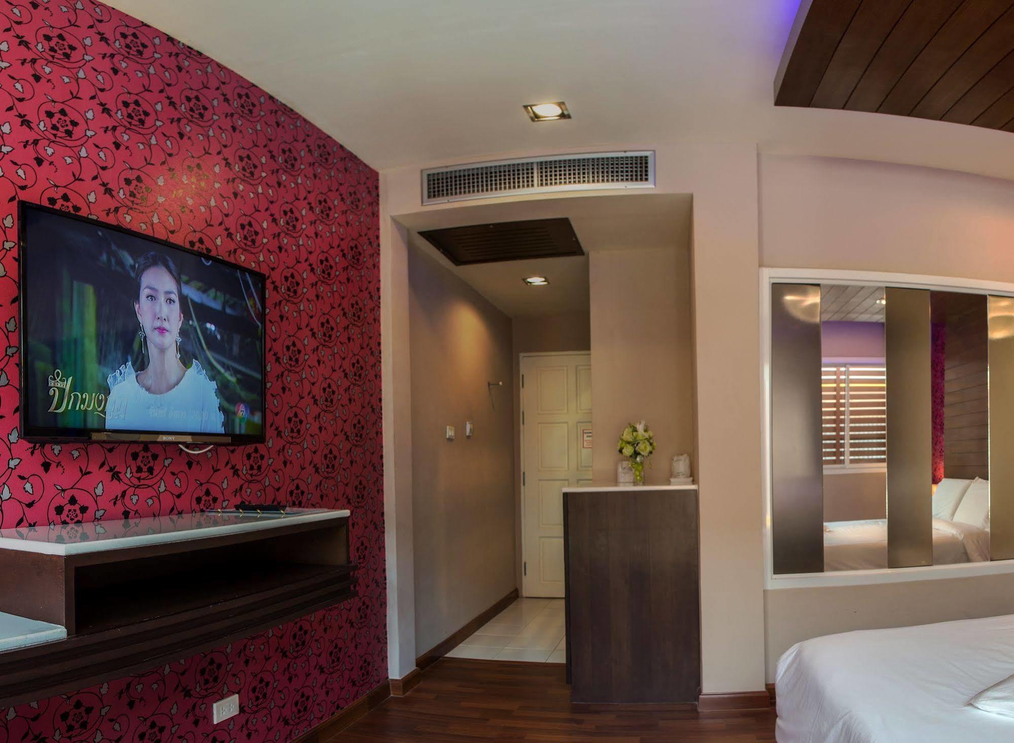 The Ring Hotel Hat Yai Exterior photo