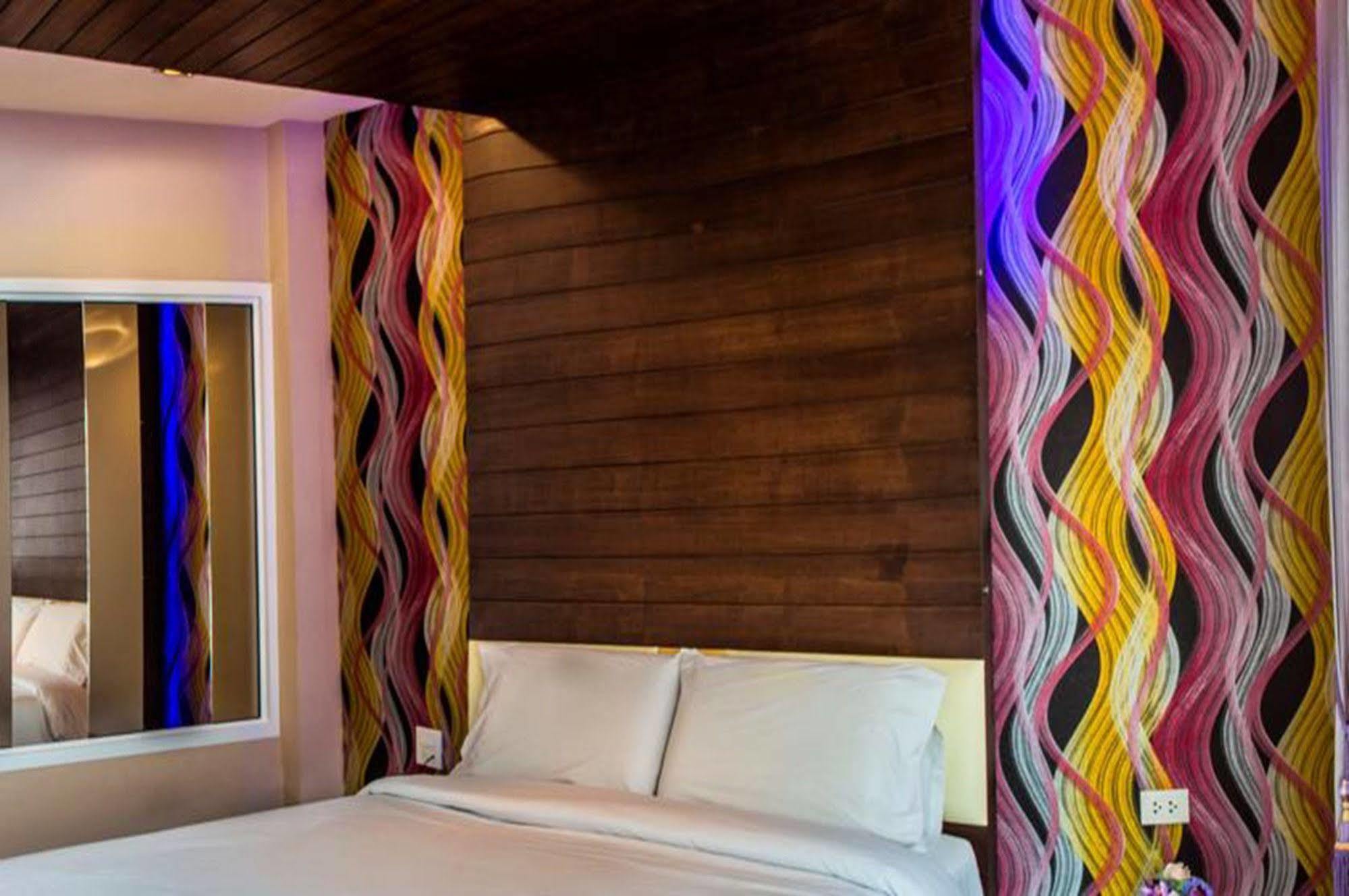 The Ring Hotel Hat Yai Exterior photo